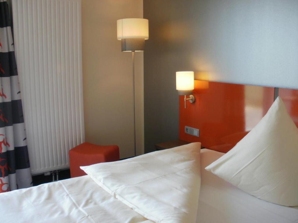 Iq-Hotel אולם מראה חיצוני תמונה
